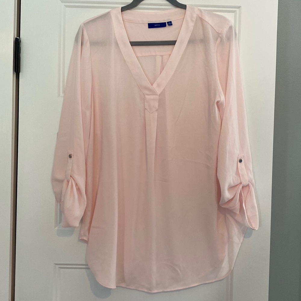 apt 9. Blouse